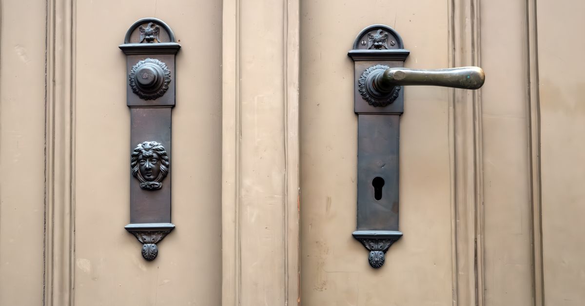 front door lock key — Closter Locksmith